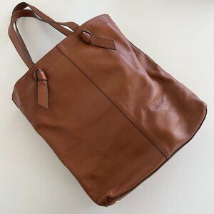 Banana Republic genuine leather knotted Portfolio Tote / built-in organization